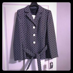 2pc Kasper Petite Pants suit